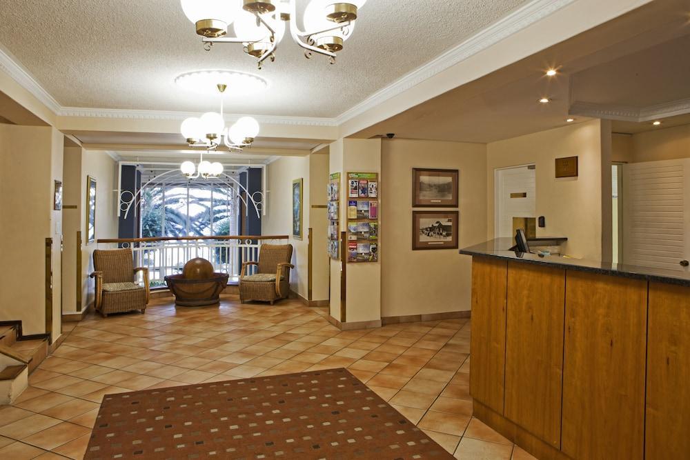 Brookes Hill Suites Hotel Port Elizabeth Extérieur photo