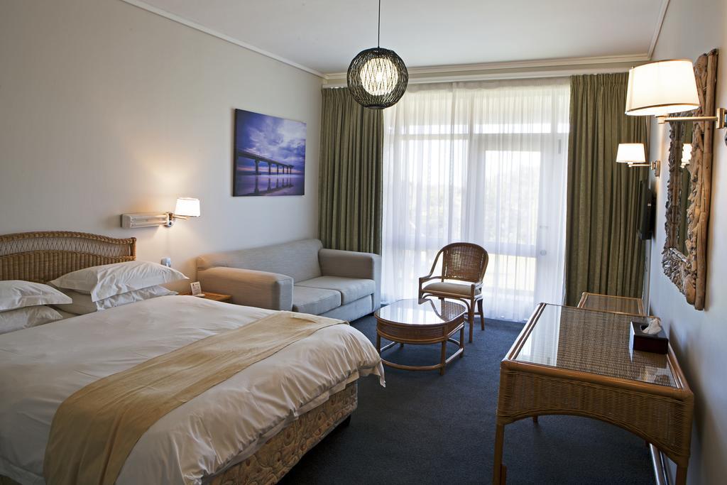Brookes Hill Suites Hotel Port Elizabeth Extérieur photo